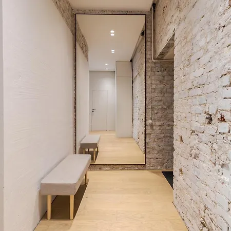 Inshiapartments On Rynok Square * 리비프