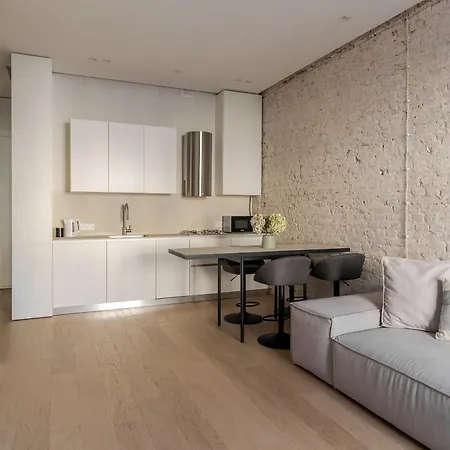 Inshiapartments On Rynok Square 아파트 리비프